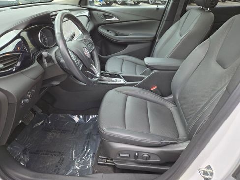 Used 2022 Buick Encore GX Essence w/ Experience Buick Package image 22