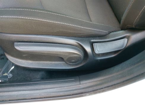 Used 2023 Kia Forte LXS image 32