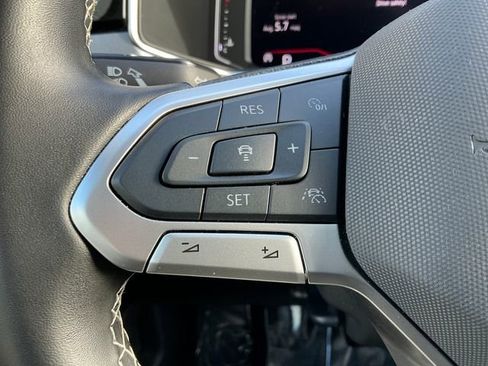 Certified 2025 Volkswagen Taos SEL w/ Black Wheel Plus Package image 14