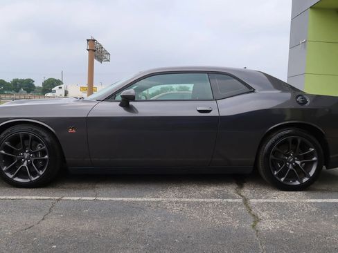 Used 2020 Dodge Challenger R/T Scat Pack RWD image 5