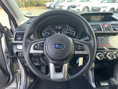 Used 2018 Subaru Forester 2.5i Premium image 17