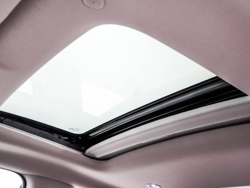 Used 2025 Honda HR-V EX-L image 19