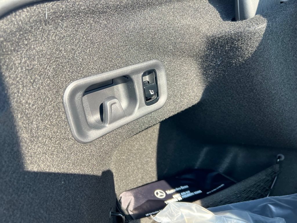 New 2027 Mercedes-Benz E 350 4MATIC Sedan image 33
