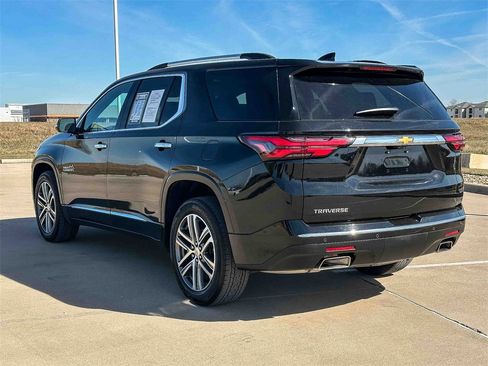 Used 2022 Chevrolet Traverse High Country w/ LPO, Floor Liner Package image 5