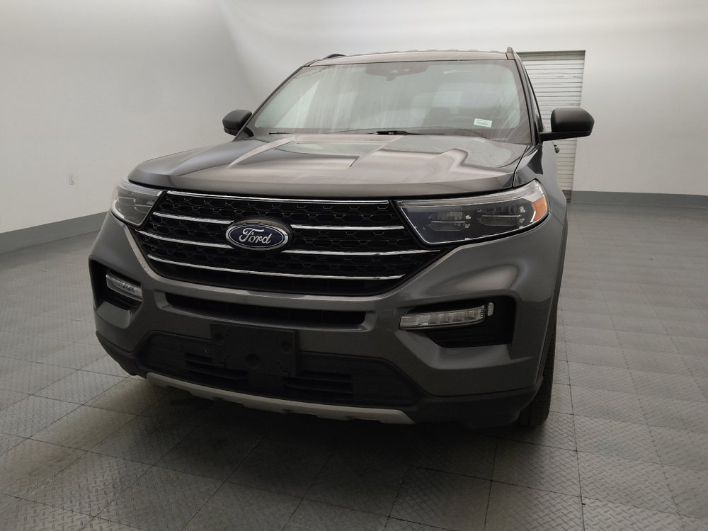Used 2023 Ford Explorer XLT w/ Equipment Group 202A AWD/4WD image 15