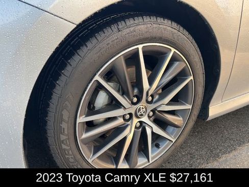 Used 2023 Toyota Camry XLE image 9