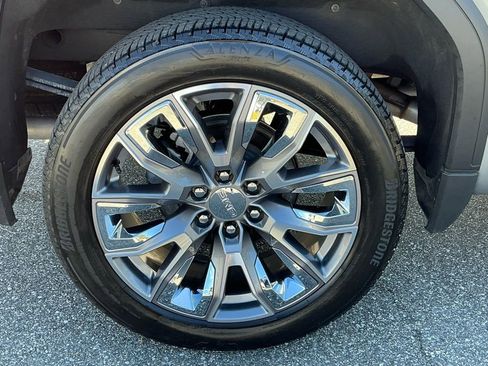 Used 2025 GMC Sierra 1500 Denali w/ Denali Reserve Package image 17