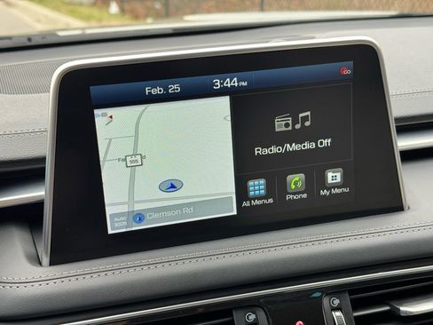 Used 2021 Genesis G70 3.3T image 35