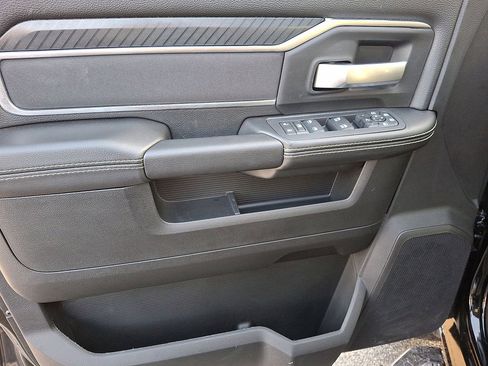 Used 2025 RAM 2500 Big Horn image 10