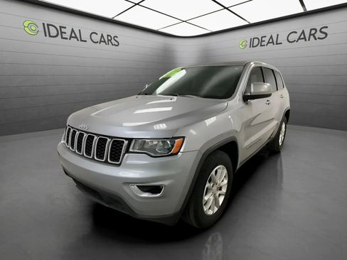 Used 2021 Jeep Grand Cherokee Laredo RWD image 1
