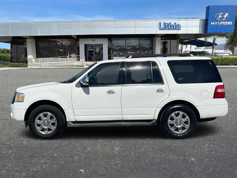 Used 2011 Ford Expedition XLT image 6