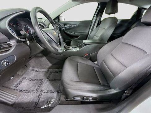 Used 2025 Chevrolet Malibu RS FWD image 20