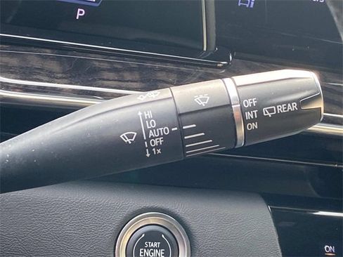 Used 2023 Cadillac Escalade Premium Luxury w/ Performance Package image 25