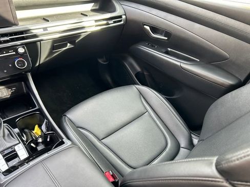 Used 2025 Hyundai Tucson SEL image 14