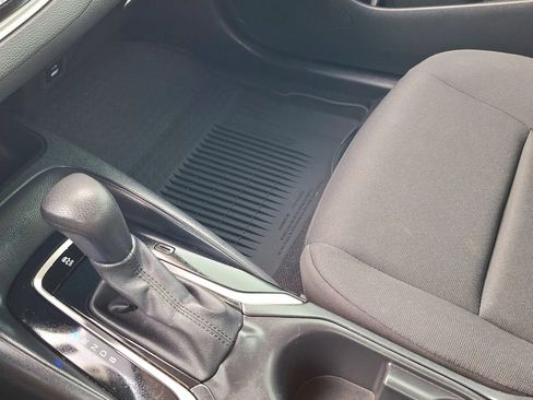 Used 2023 Toyota Corolla LE FWD image 19