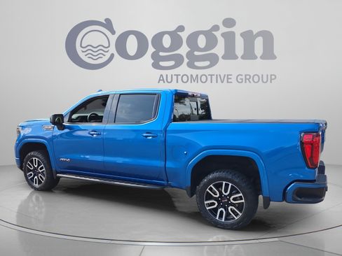 Certified 2024 GMC Sierra 1500 AT4 w/ Technology Package AWD/4WD image 3
