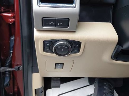 Used 2017 Ford F150 Lariat w/ Equipment Group 502A Luxury AWD/4WD image 16