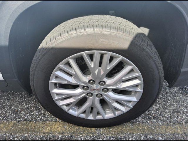 Used 2026 GMC Acadia Elevation w/ Elevation Premium Package AWD/4WD image 4