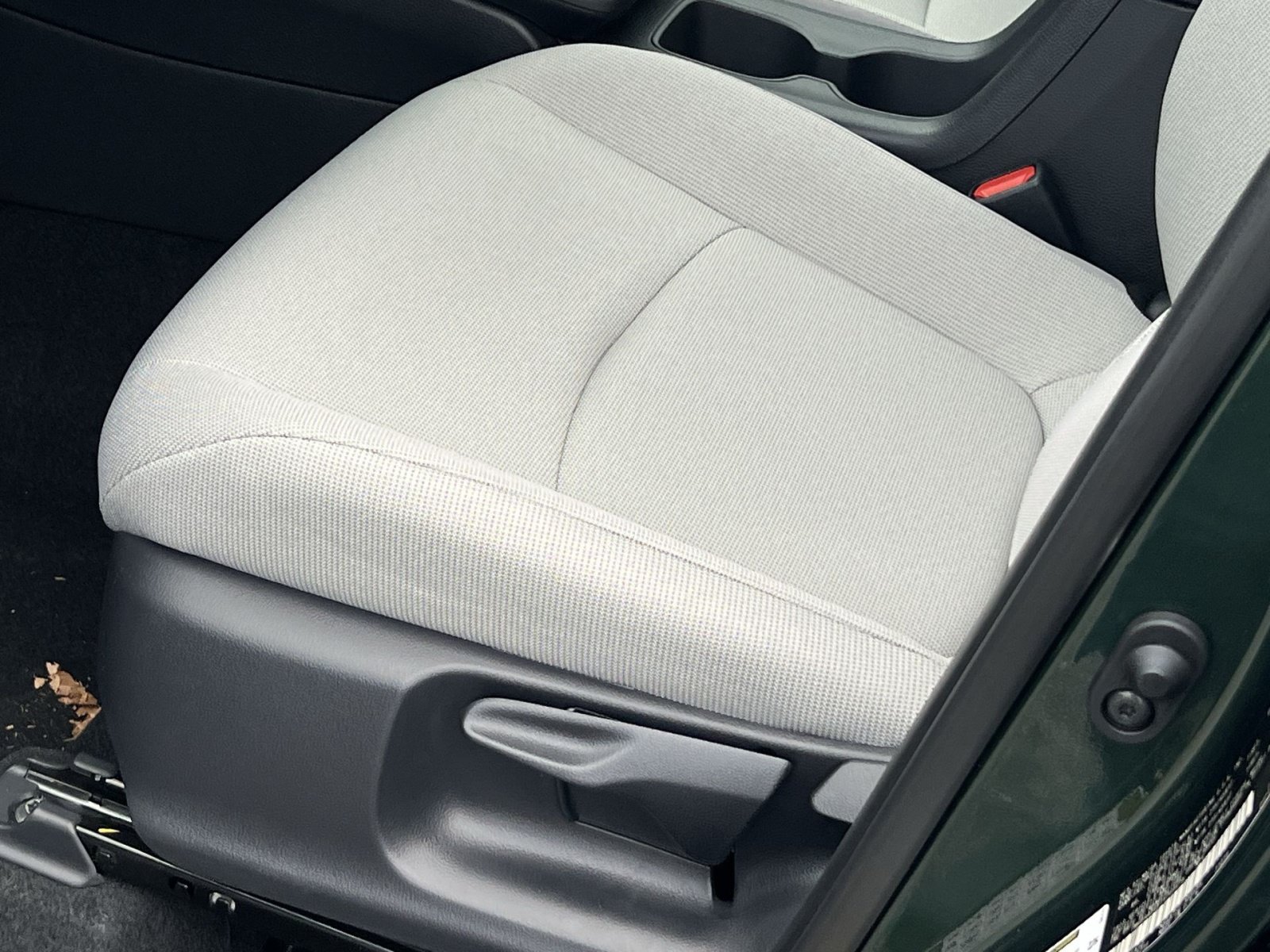 New 2026 Toyota Corolla Cross LE w/ Moonroof Package AWD/4WD image 8
