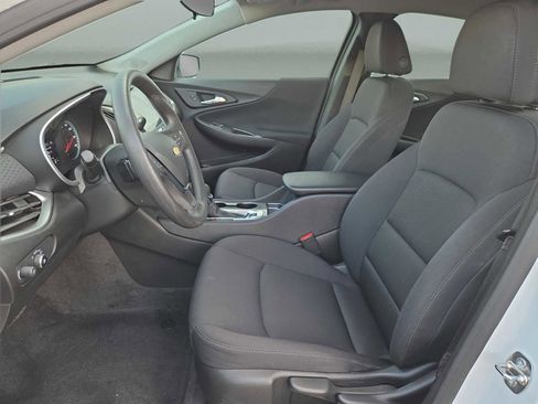 Used 2024 Chevrolet Malibu LS FWD image 18