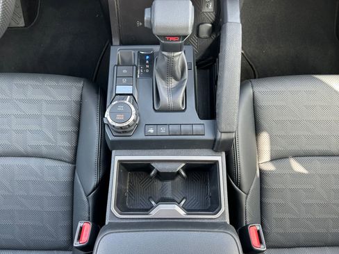 New 2024 Toyota Tacoma TRD Sport w/ TRD Sport Premium Package image 18