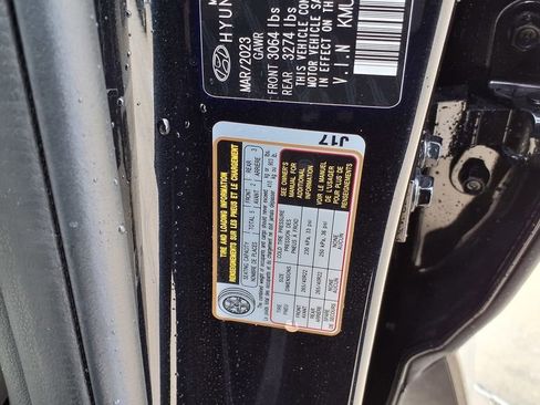 Used 2023 Genesis GV80 2.5T w/ Prestige Package image 34