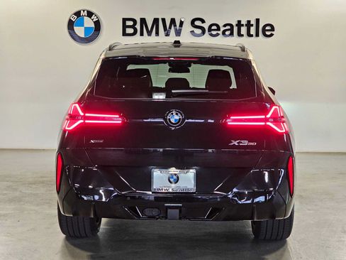 Used 2025 BMW X3 xDrive30i w/ Premium Package AWD/4WD image 5