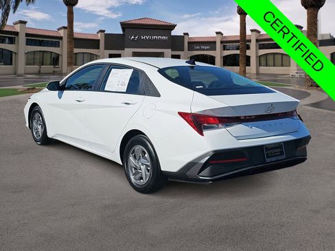 Used 2025 Hyundai Elantra SE image 6
