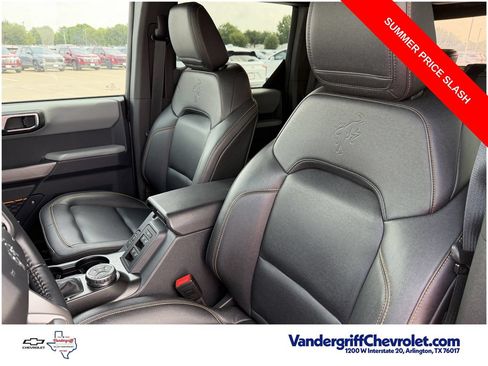 Used 2023 Ford Bronco Badlands AWD/4WD image 24