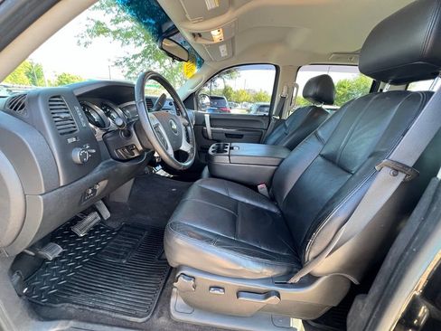 Used 2010 Chevrolet Silverado 1500 LT w/ Power Pack Plus AWD/4WD image 18