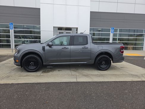 New 2026 Ford Maverick Lobo image 2