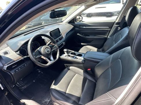 Used 2021 Nissan Altima 2.5 Platinum AWD/4WD image 7
