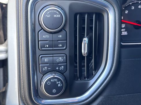 Used 2022 Chevrolet Silverado 1500 RST AWD/4WD image 22