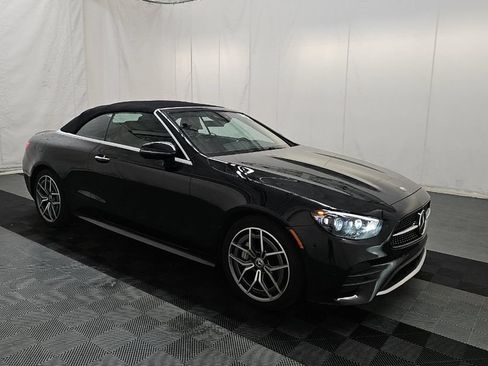 Used 2023 Mercedes-Benz E 450 4MATIC Cabriolet image 3