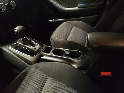 Used 2017 Kia Forte LX FWD image 26