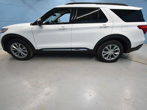 Used 2023 Ford Explorer XLT w/ Equipment Group 202A image 36