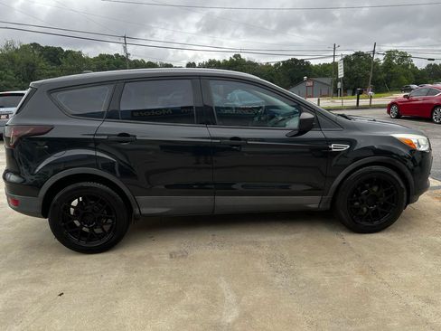 Used 2015 Ford Escape S FWD image 5