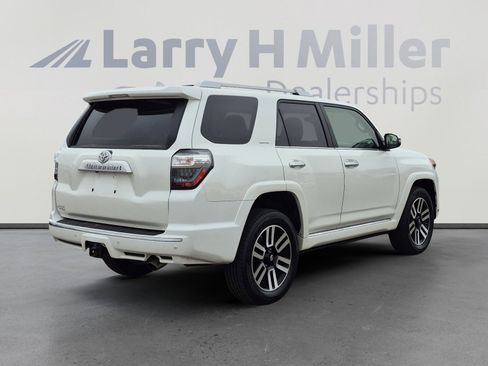 Used 2019 Toyota 4Runner Limited AWD/4WD image 5