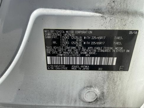 Used 2018 Toyota RAV4 XLE FWD image 14
