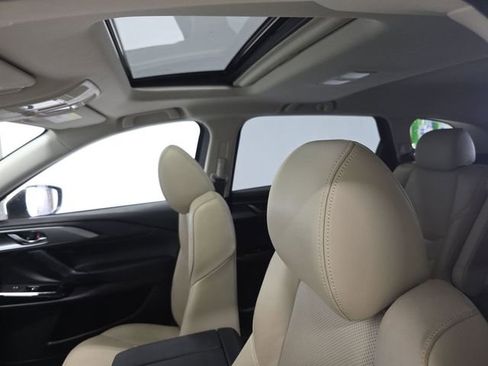 Used 2023 MAZDA CX-9 Touring Plus image 6