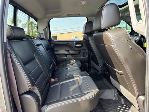 Used 2017 GMC Sierra 2500 Denali w/ Duramax Plus Package image 19