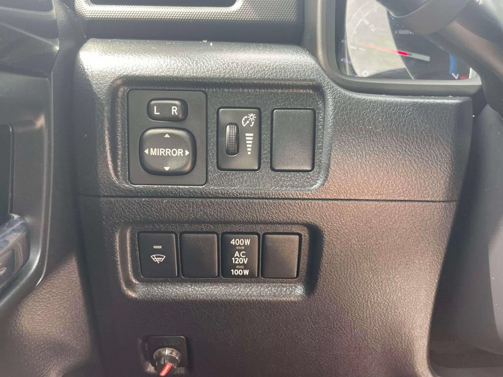 Used 2019 Toyota 4Runner TRD Off-Road Premium AWD/4WD image 21