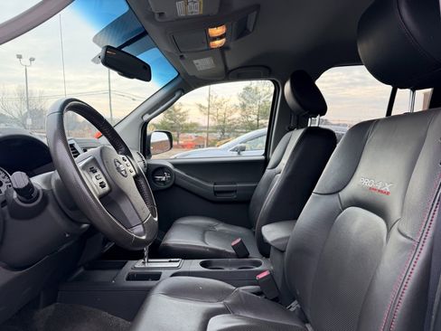 Used 2012 Nissan Xterra PRO-4X w/ Pro-4x Leather Pkg image 3