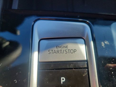 New 2026 Volkswagen Atlas Cross Sport SEL R-Line image 20