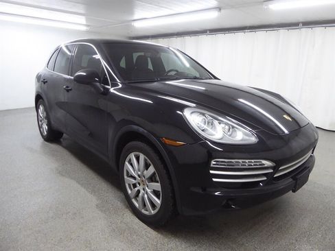 Used 2014 Porsche Cayenne AWD/4WD image 1