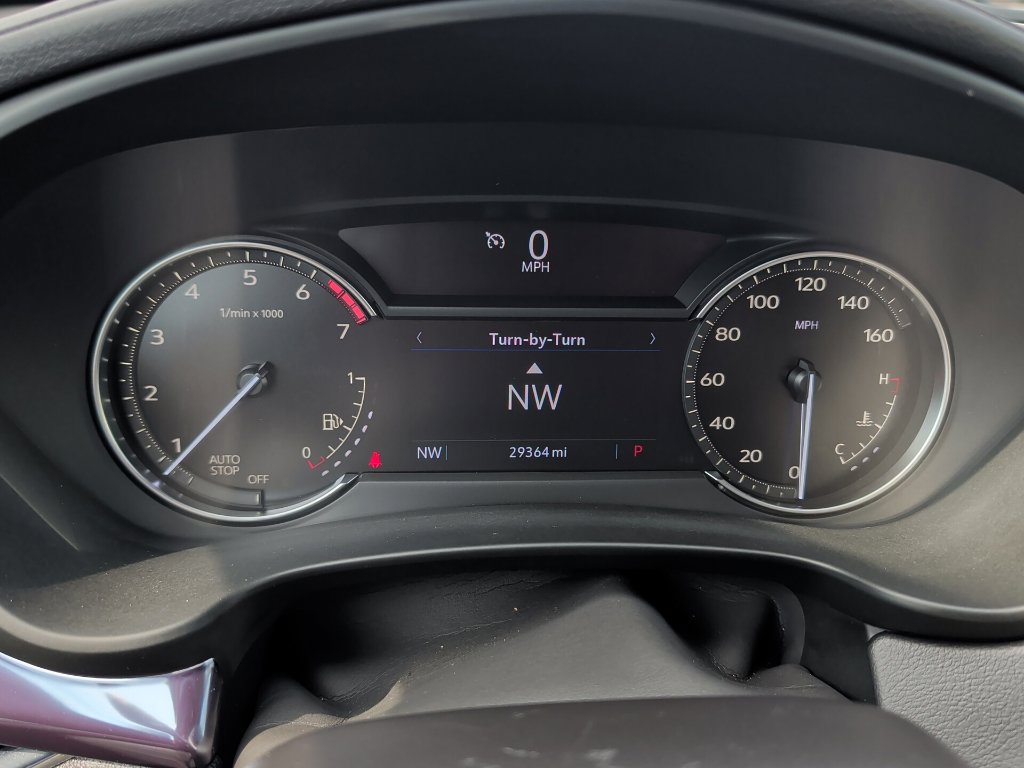 Used 2023 Cadillac XT4 Luxury w/ Cold Weather Package FWD image 28