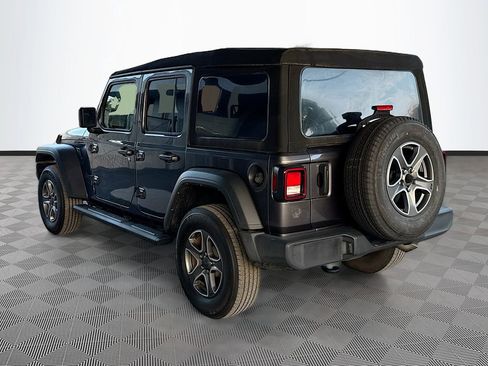 Used 2022 Jeep Wrangler Unlimited Sport AWD/4WD image 8
