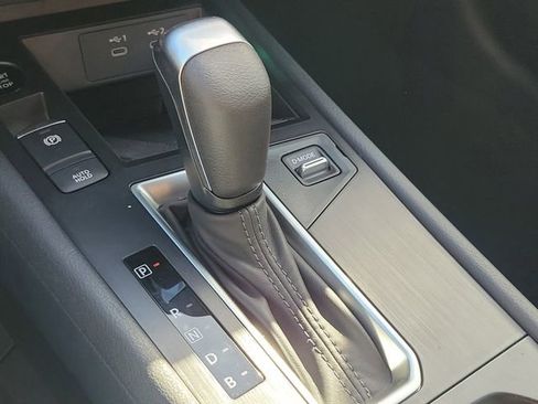 New 2026 Nissan Kicks S image 23