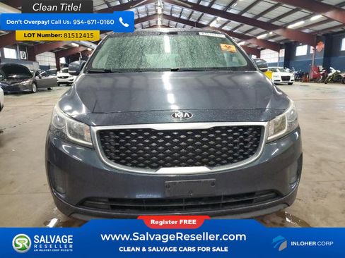 Used 2016 Kia Sedona LX w/ Option Group 020 FWD image 7