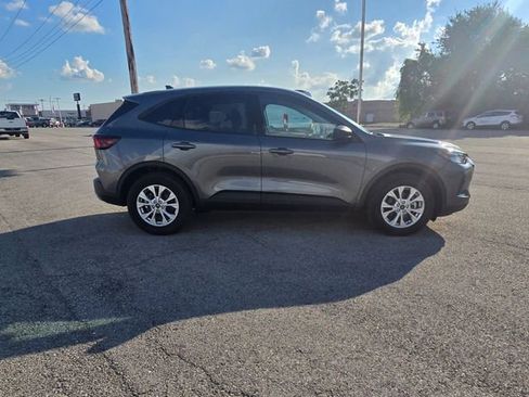 Used 2025 Ford Escape Active FWD image 3